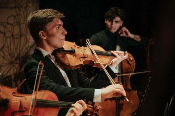 "&Icy;&dcy;&iecy;&acy;&lcy;&softcy;&ncy;&ycy;&jcy; &mcy;&ucy;&zhcy;"