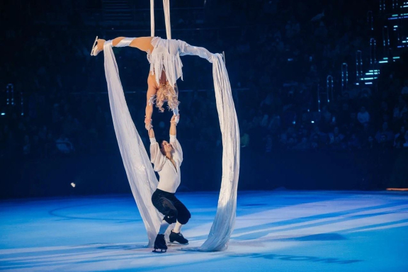 Щелкунчик на льду с симфоническим оркестром