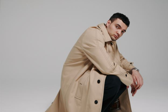 &Acy;&rcy;&tcy;&iecy;&mcy; &Vcy;&icy;&ncy;&ocy;&kcy;&ucy;&rcy;&period; &Scy;&ocy;&lcy;&softcy;&ncy;&ycy;&jcy; Stand Up &kcy;&ocy;&ncy;&tscy;&iecy;&rcy;&tcy;